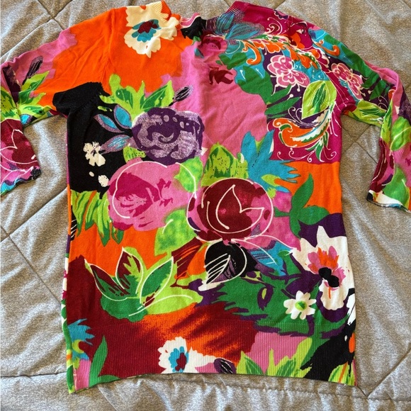 RED Multicolor Cardigan Size Large‎ - Picture 6 of 6